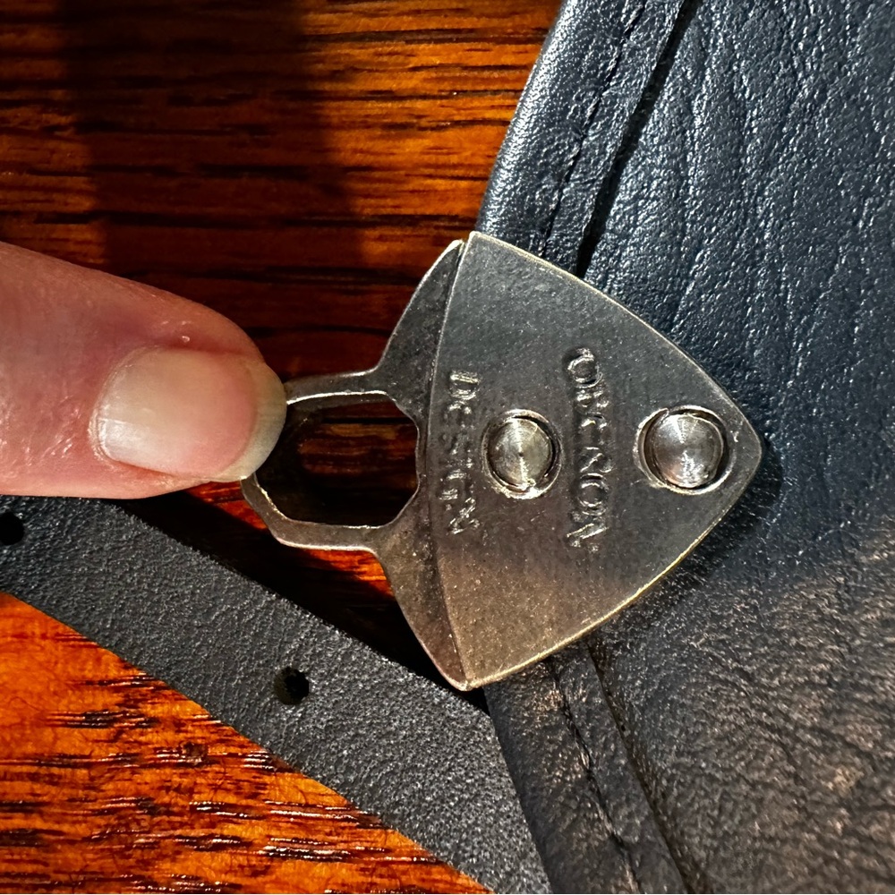 Oberon Design Leather Molly Cell Phone Handbag, Embossed Acanthus Leaf Navy - Picture 9 of 12